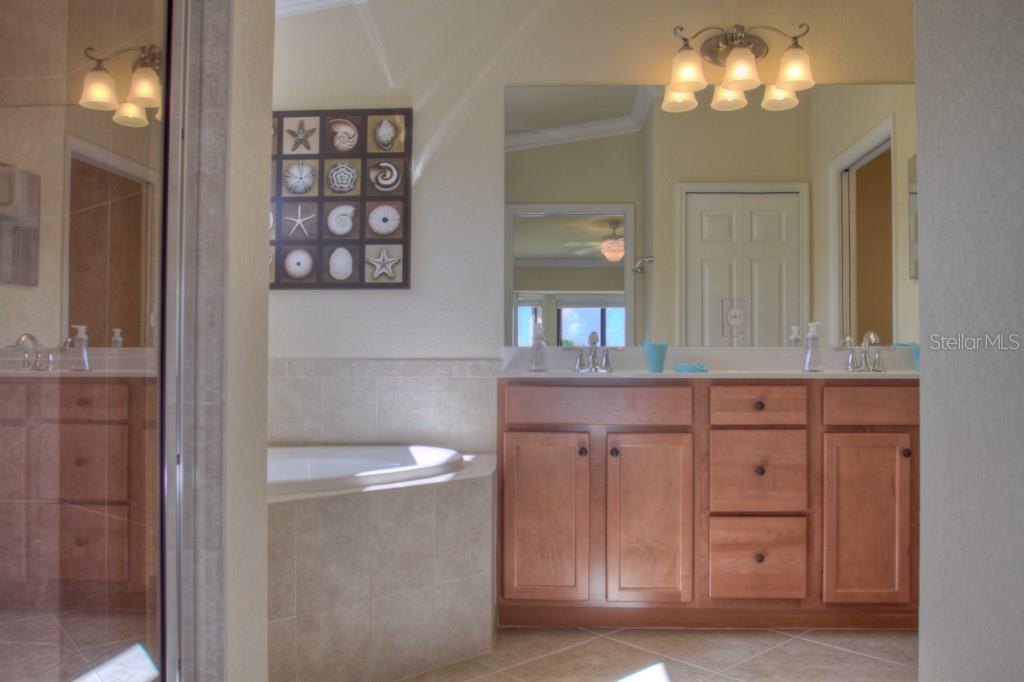 7305  RIVER HAMMOCK DR  #206 — photo 17