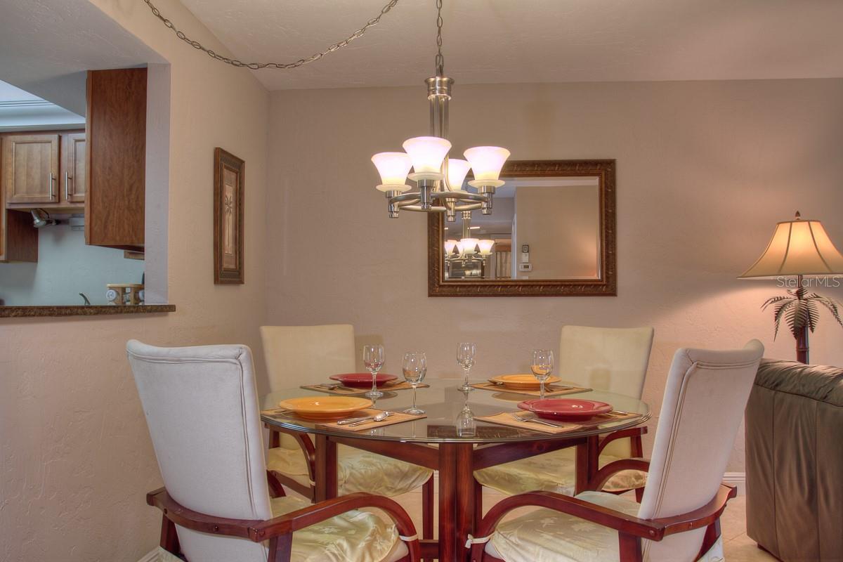 1250 N PORTOFINO DR  #107MAR — photo 12