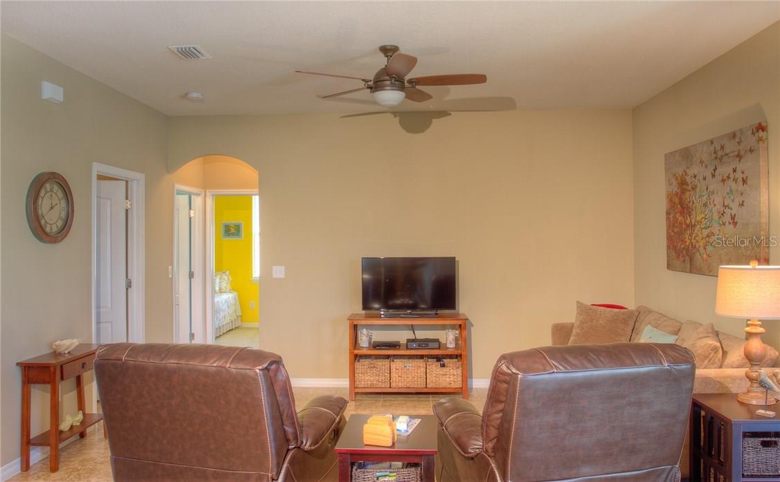 8525  KARPEAL DR — photo 11