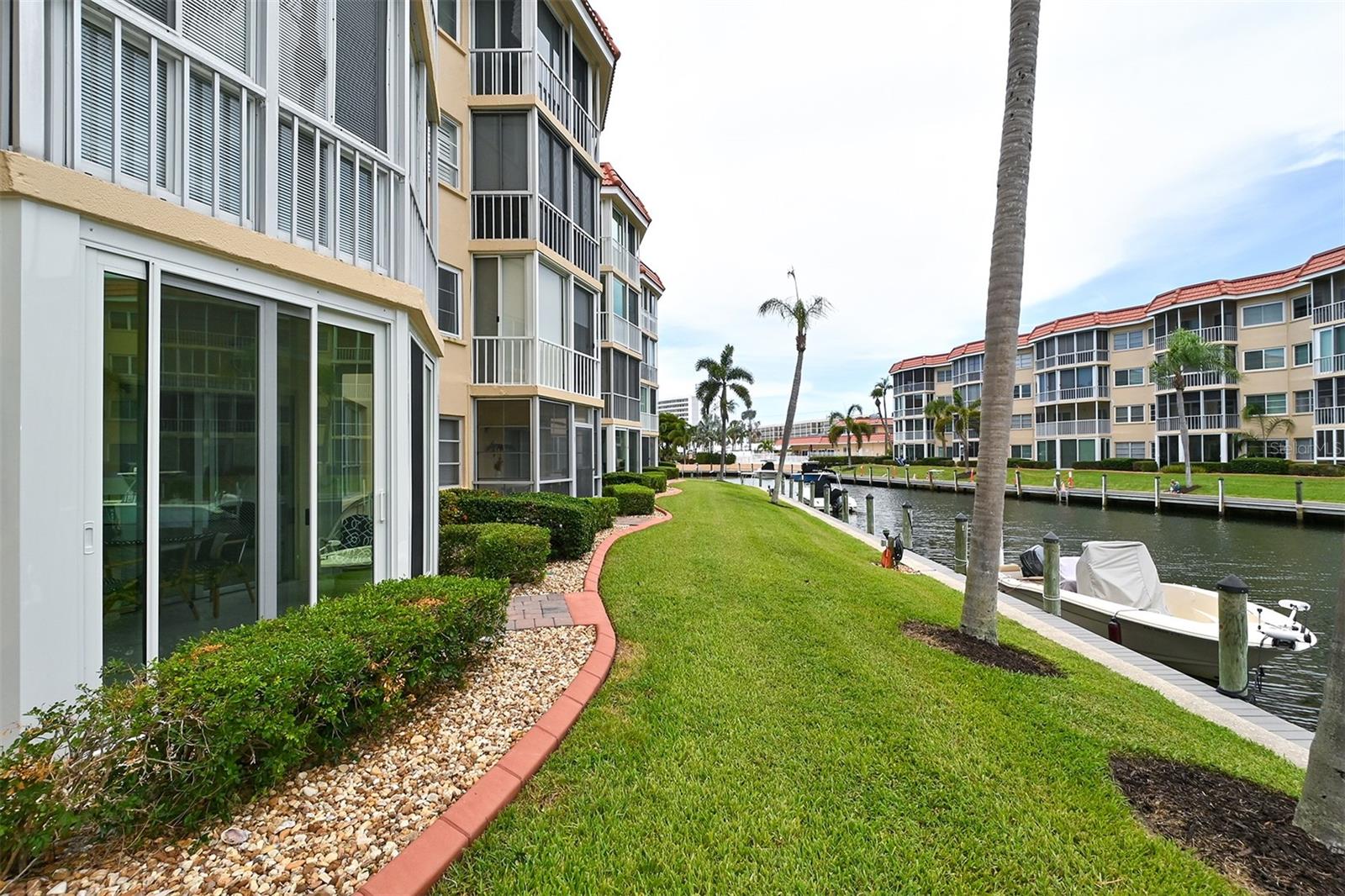 1257 S PORTOFINO DR  #36 — photo 33