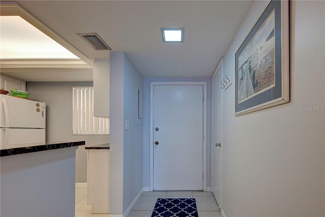 1257 S PORTOFINO DR  #36 — photo 4