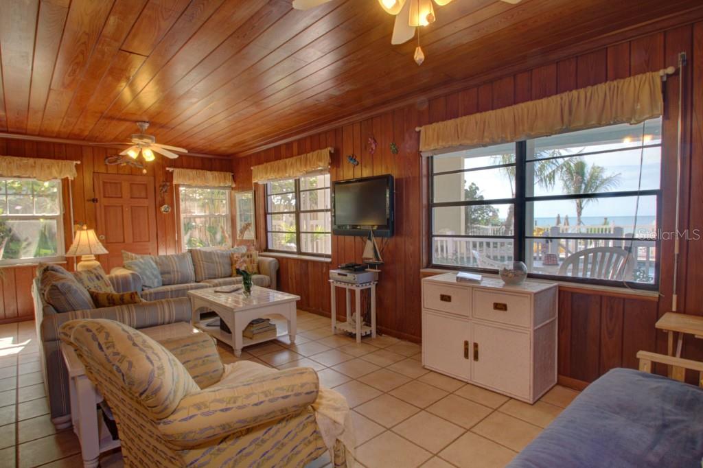 19646  GULF BLVD  #3 — photo 9