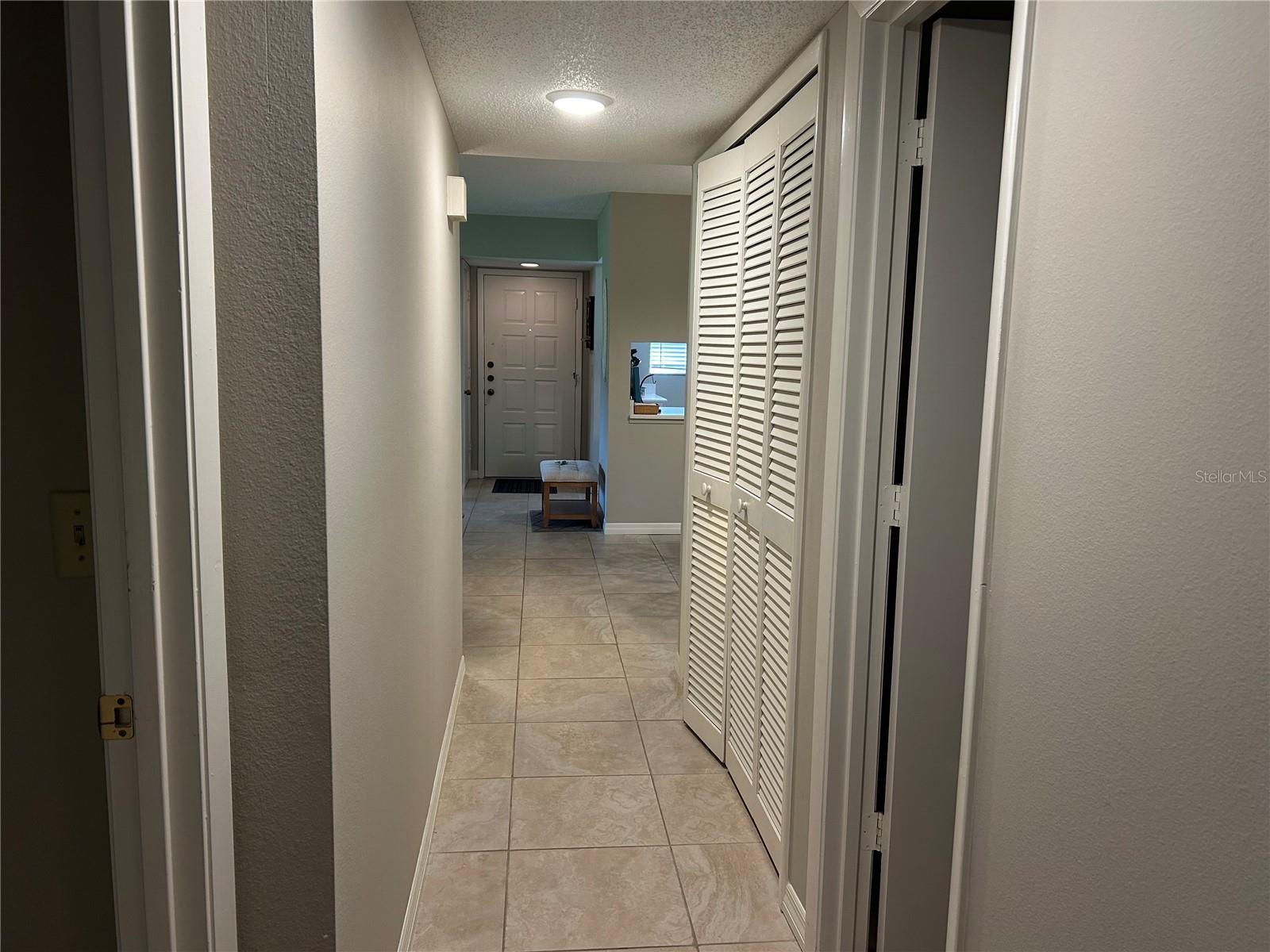 5662  GARDENS DR  #104 — photo 26