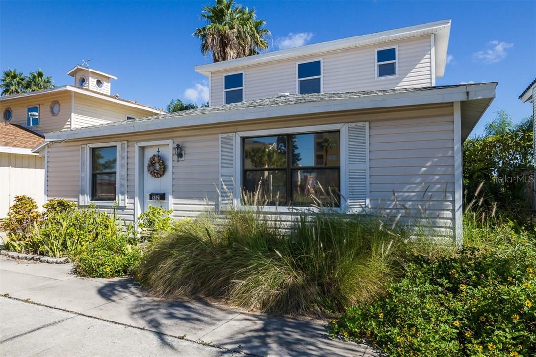 18521  GULF BLVD — photo 2