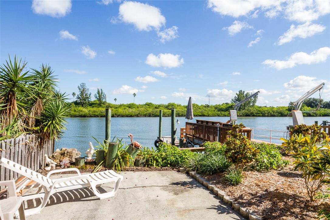 18521  GULF BLVD — photo 5