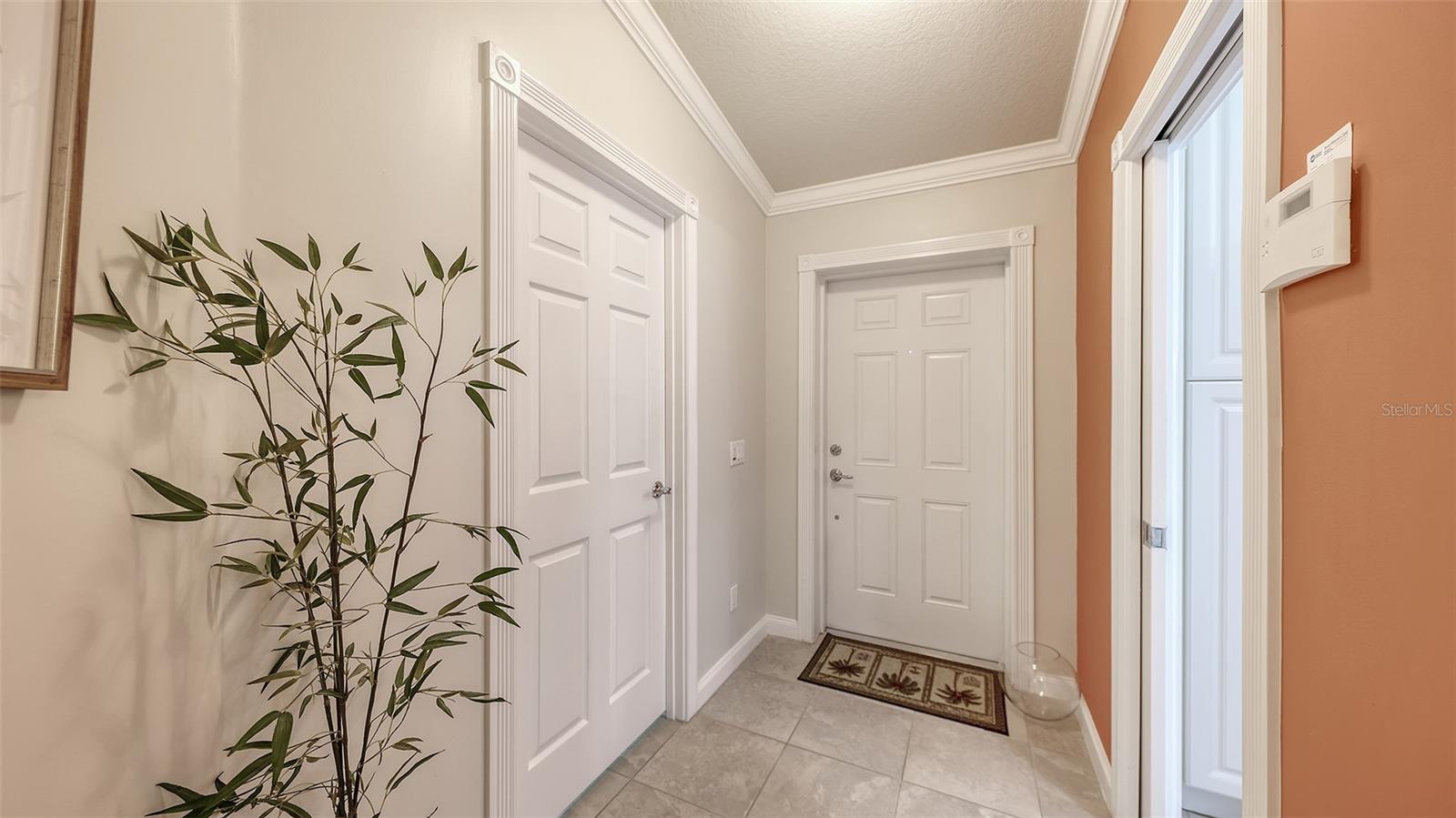 11605 GARESSIO LN — photo 8