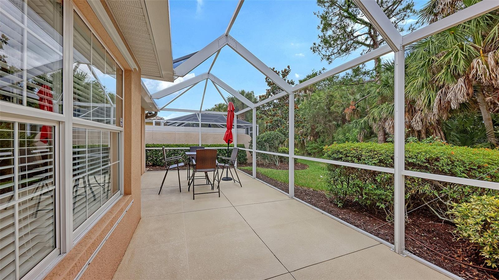 11605 GARESSIO LN — photo 38