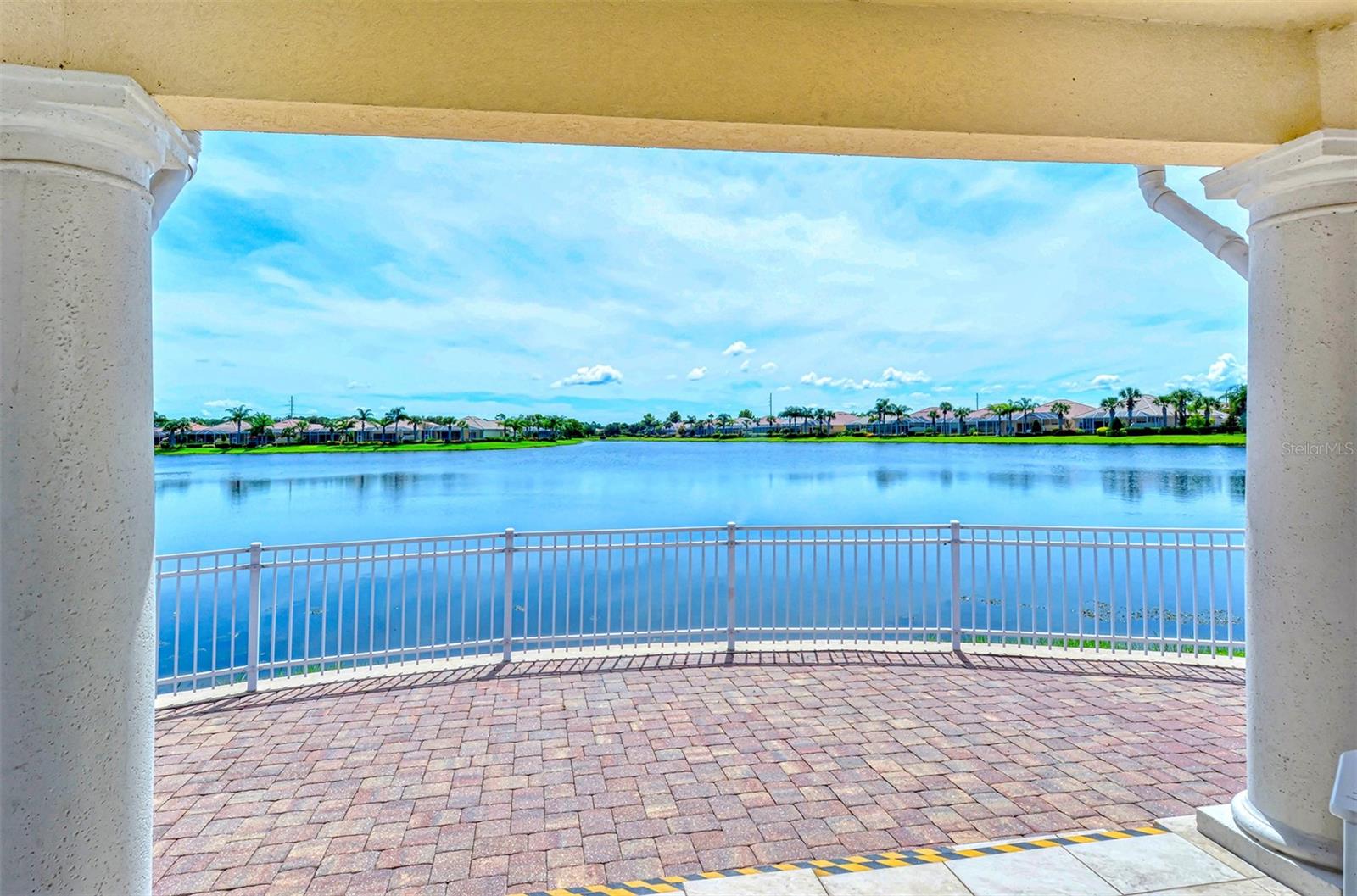 11605 GARESSIO LN — photo 67
