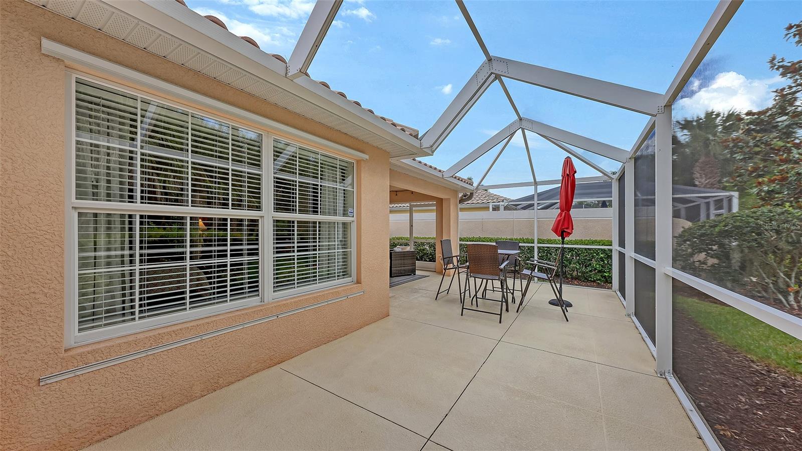 11605 GARESSIO LN — photo 37