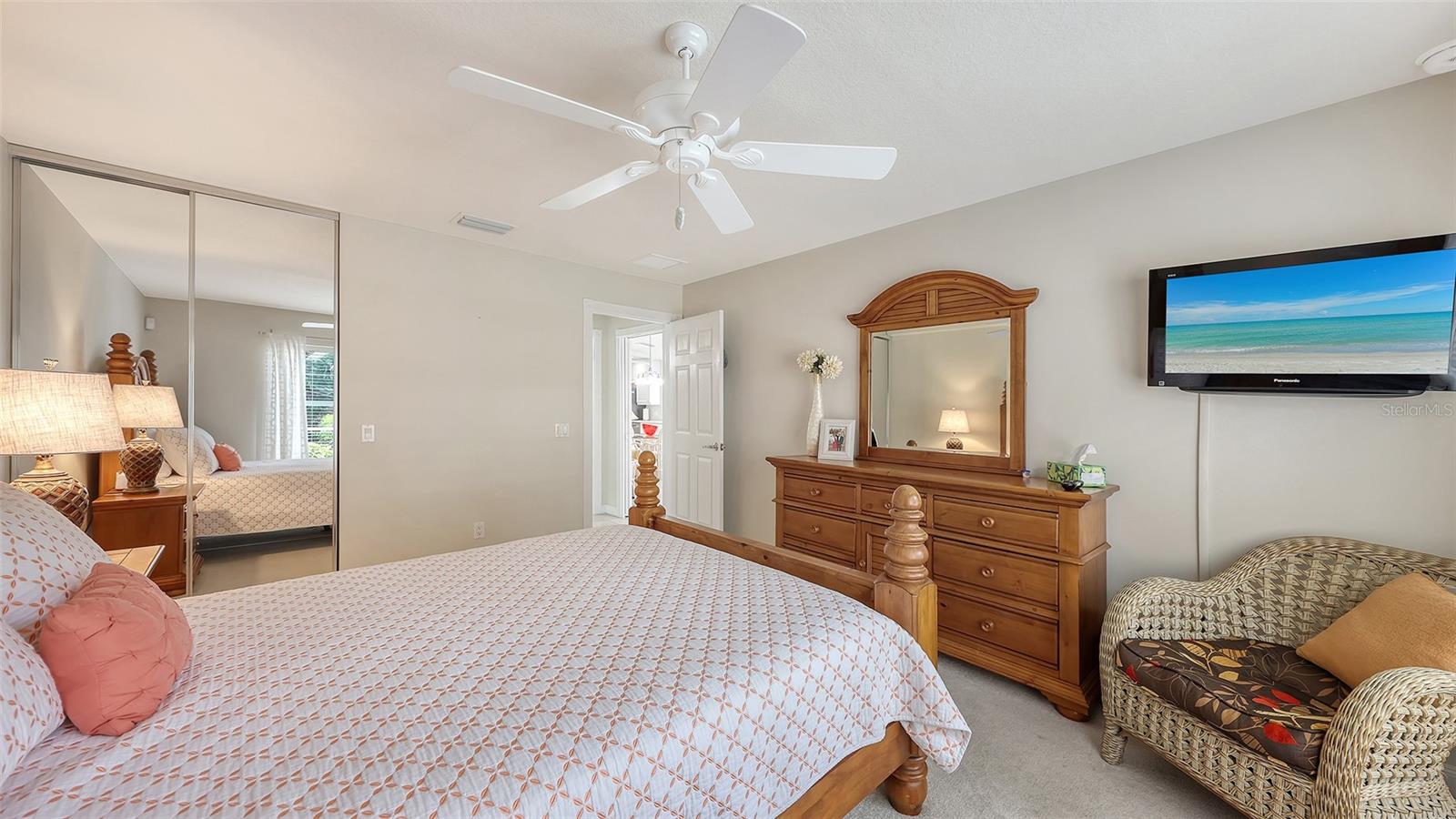11605 GARESSIO LN — photo 25