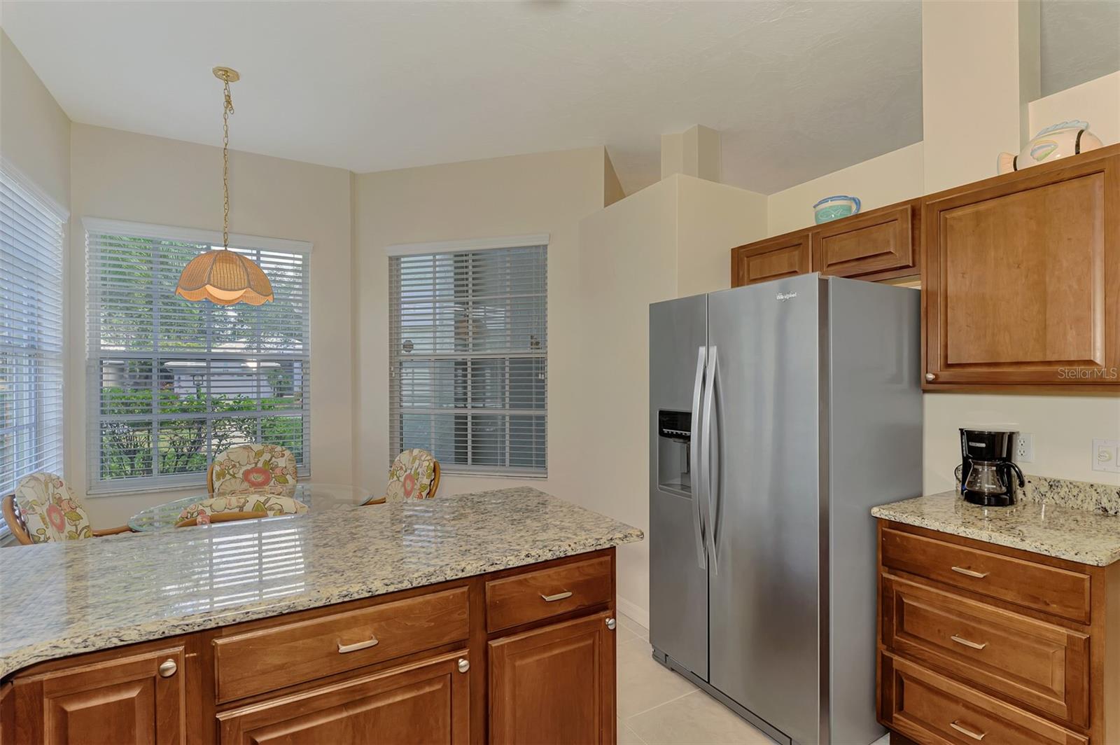 549 FALLBROOK DR — photo 9
