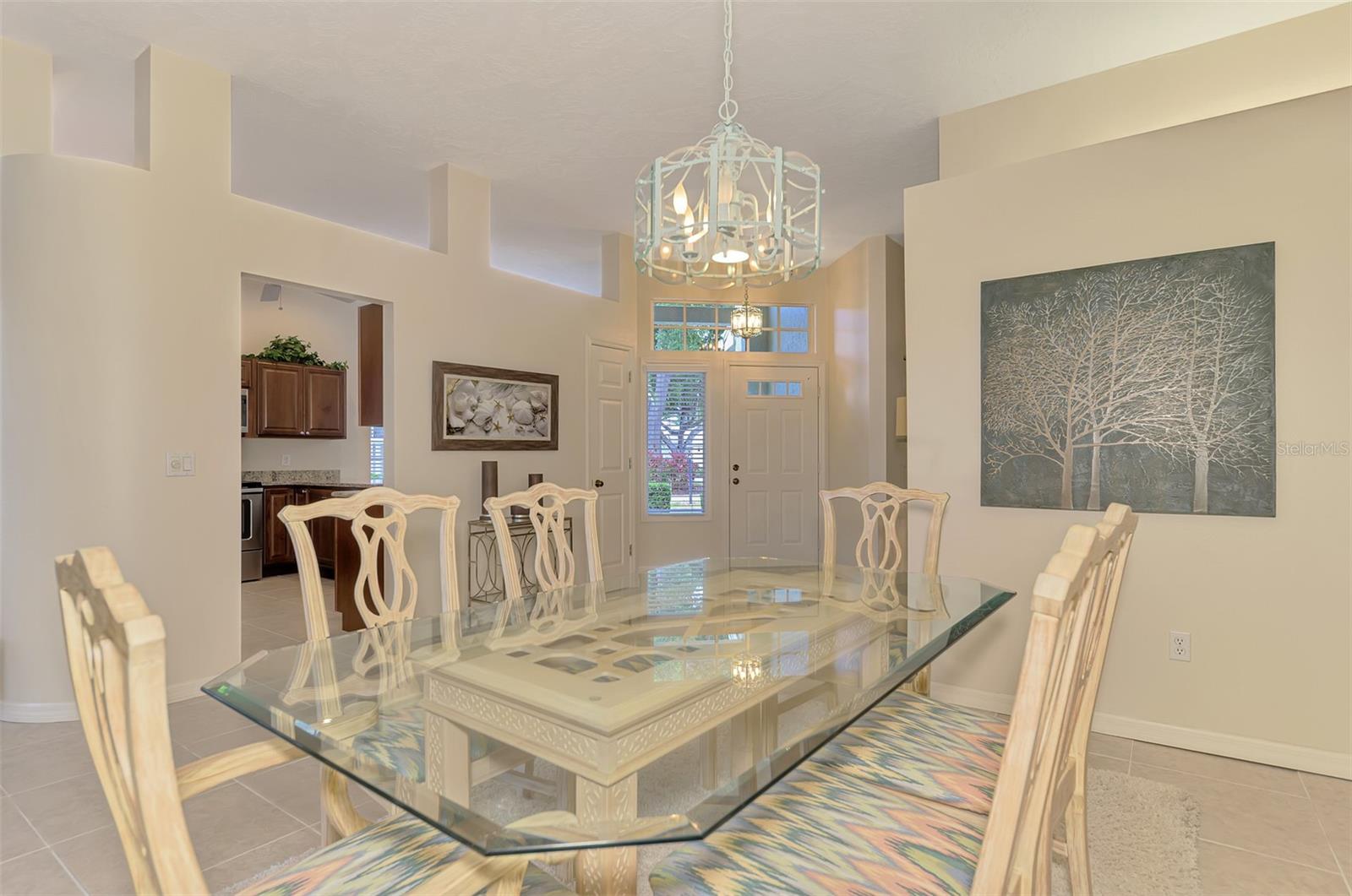 549 FALLBROOK DR — photo 41