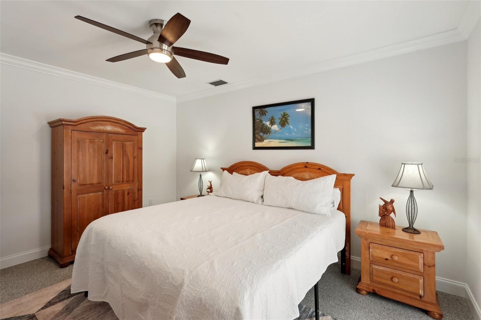 55 N WASHINGTON DR — photo 10