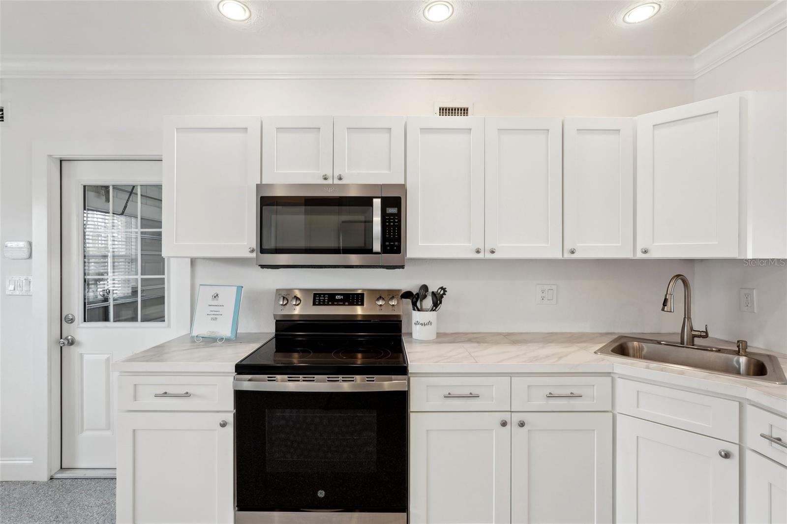 55 N WASHINGTON DR — photo 30