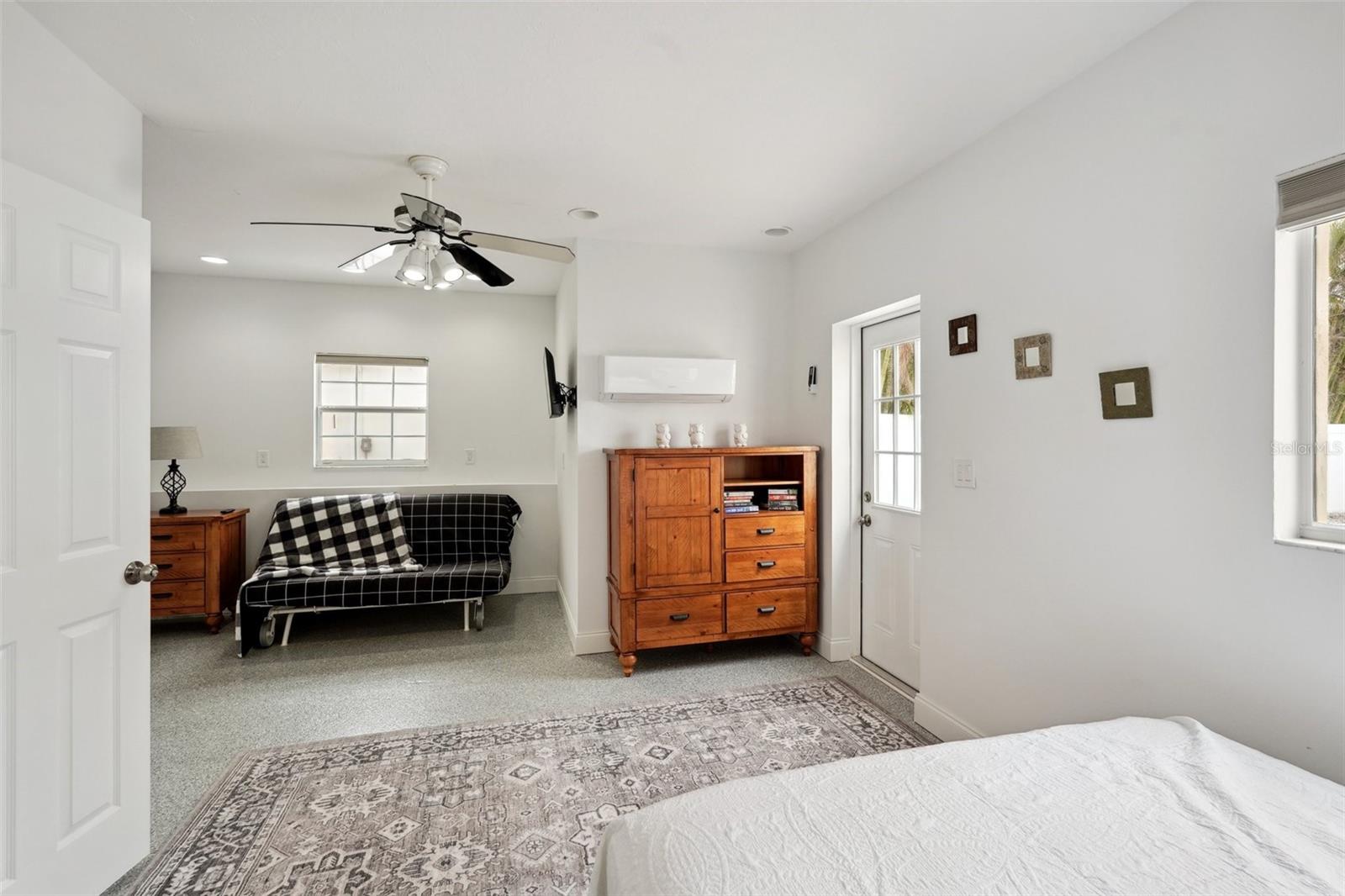 55 N WASHINGTON DR — photo 51