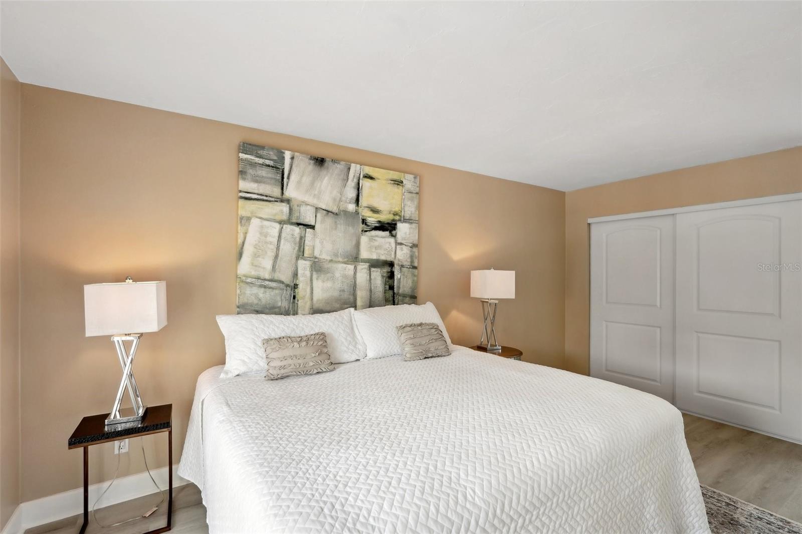 55 N WASHINGTON DR — photo 45