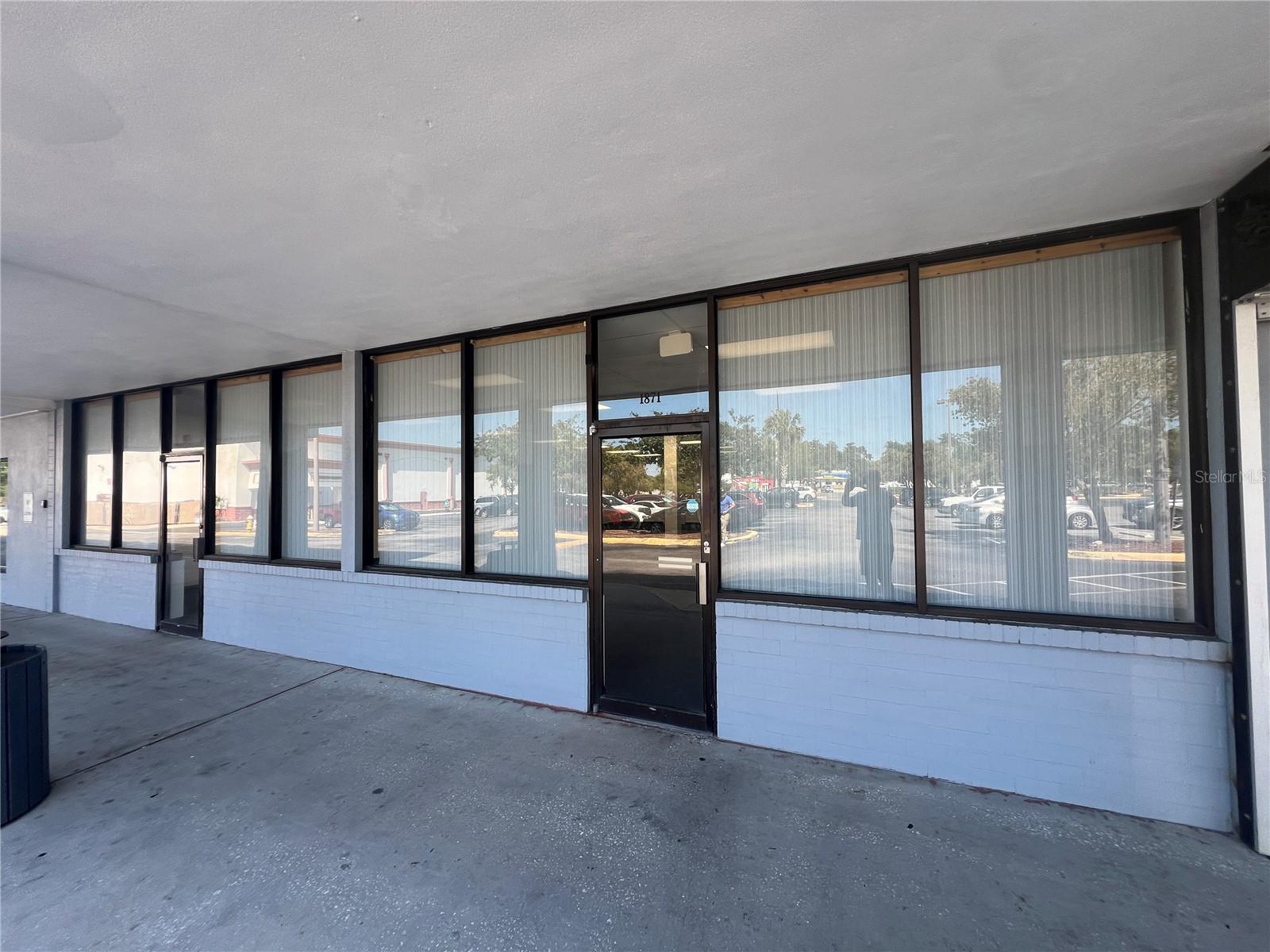 1861 N HIGHLAND AVE — photo 31