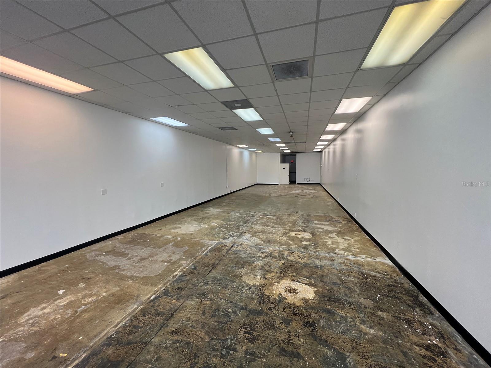 1861 N HIGHLAND AVE — photo 24