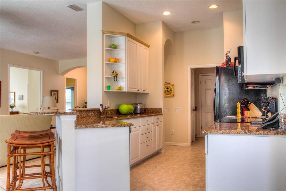6939  LENNOX PL — photo 10