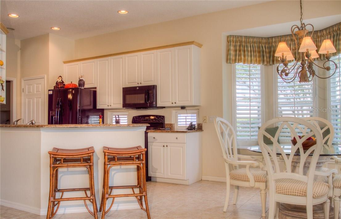 6939  LENNOX PL — photo 9