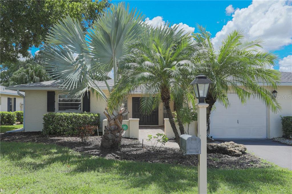 6986 W COUNTRY CLUB DR N #6986 — photo 2