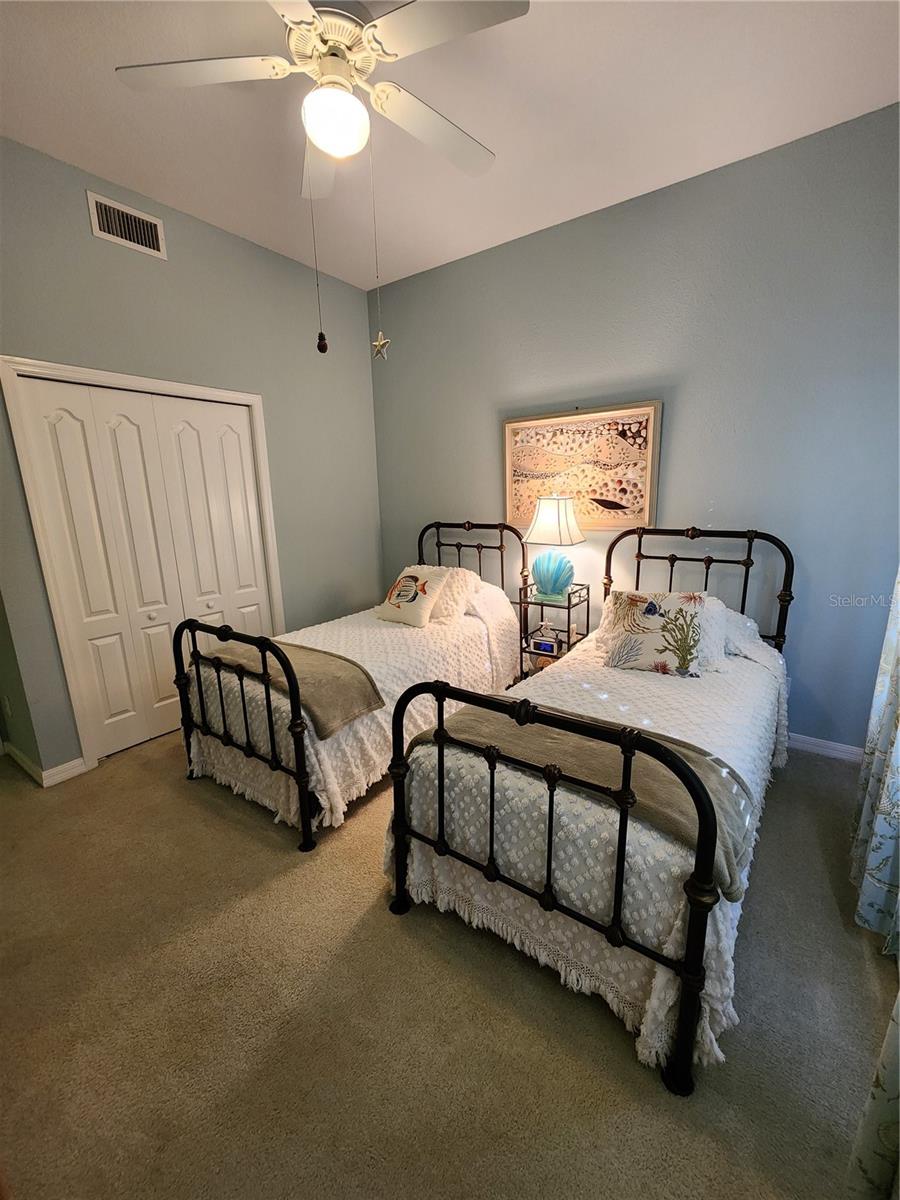 400 RAVINIA CIR #400 — photo 18