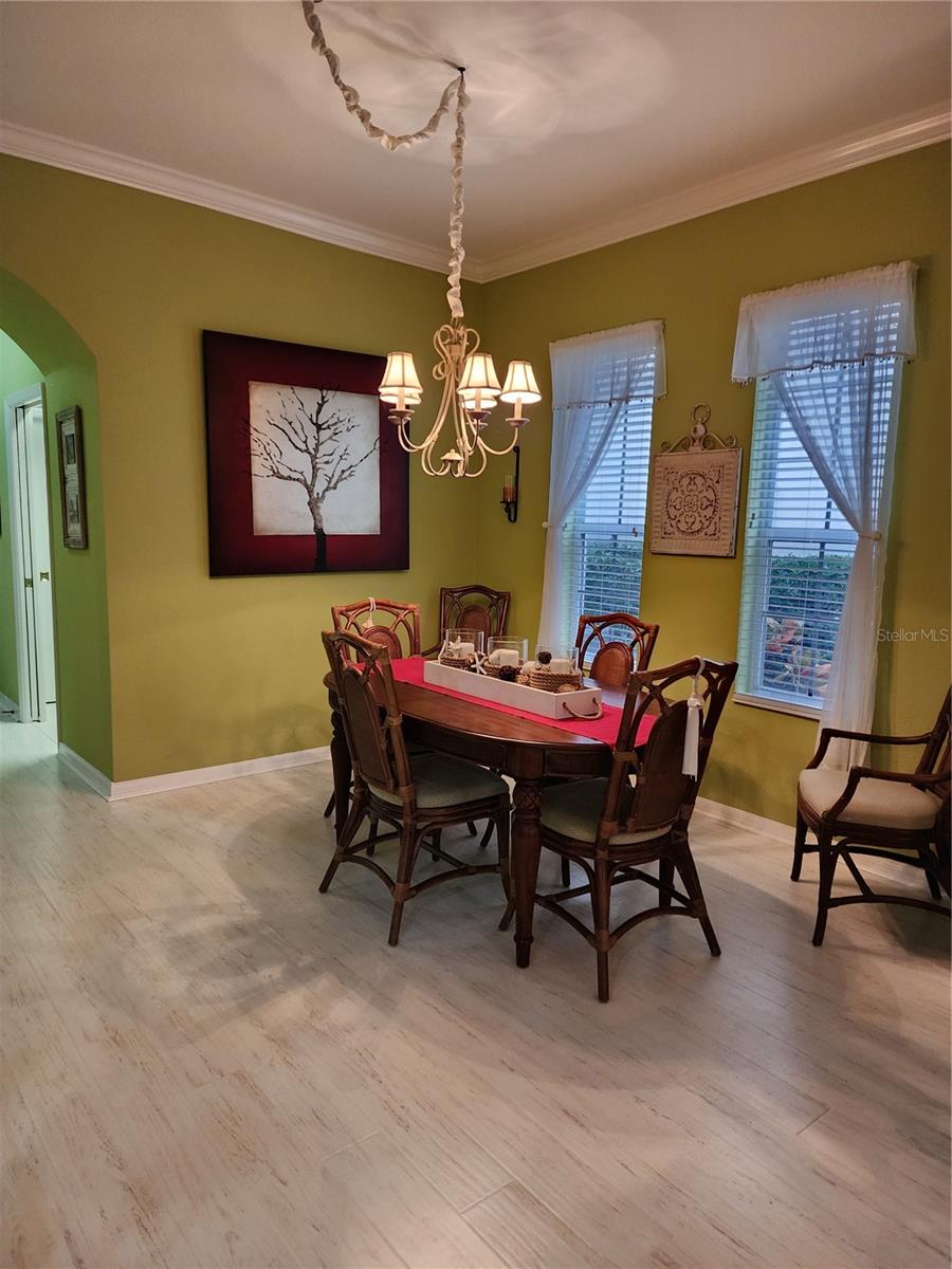 400 RAVINIA CIR #400 — photo 9