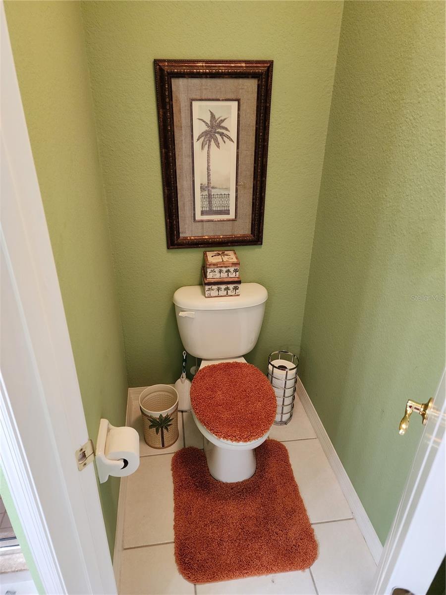 400 RAVINIA CIR #400 — photo 24