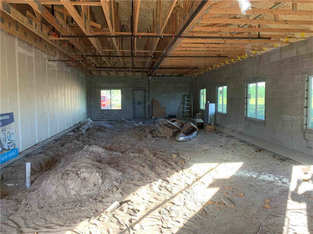 5140 DEER PARK DR — photo 3