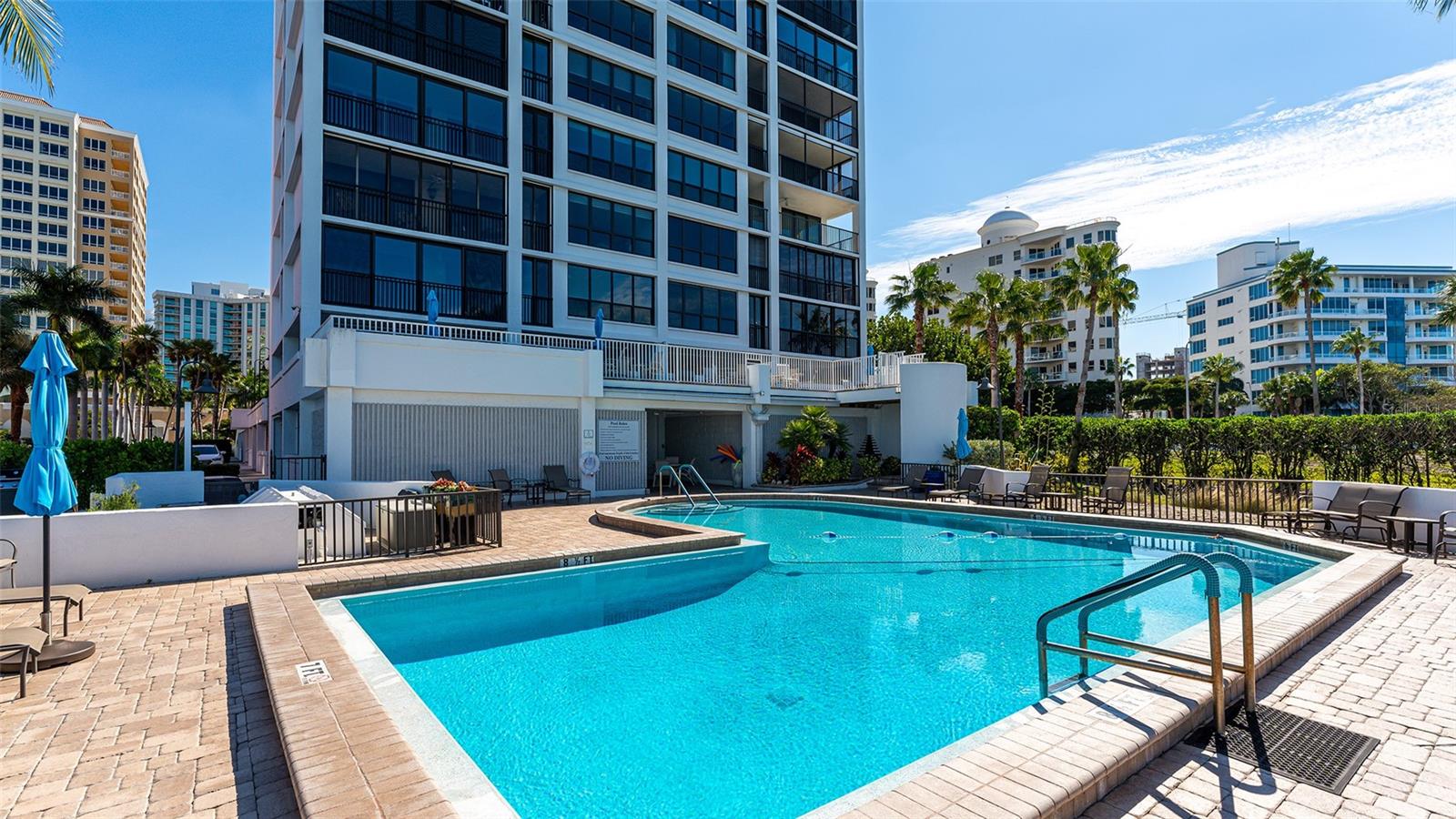 11 SUNSET DR #501 — photo 45