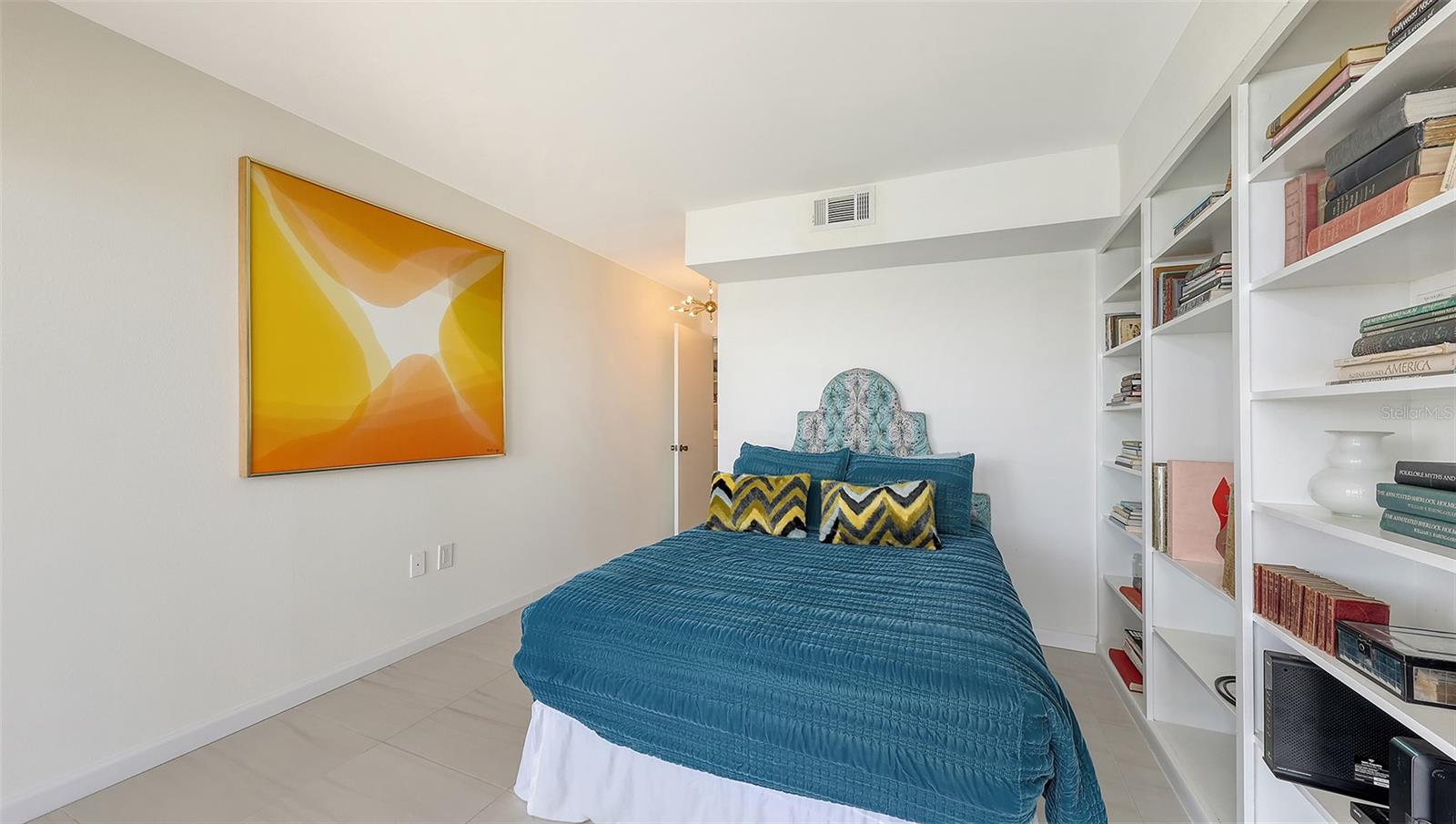 11 SUNSET DR #501 — photo 32