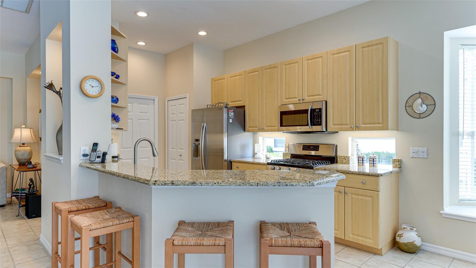 6920 LENNOX PL — photo 9