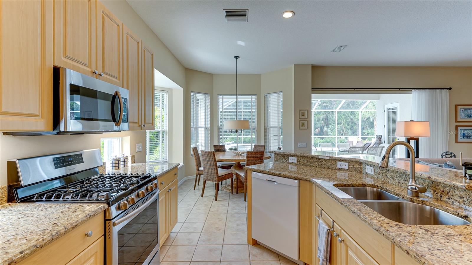 6920 LENNOX PL — photo 13