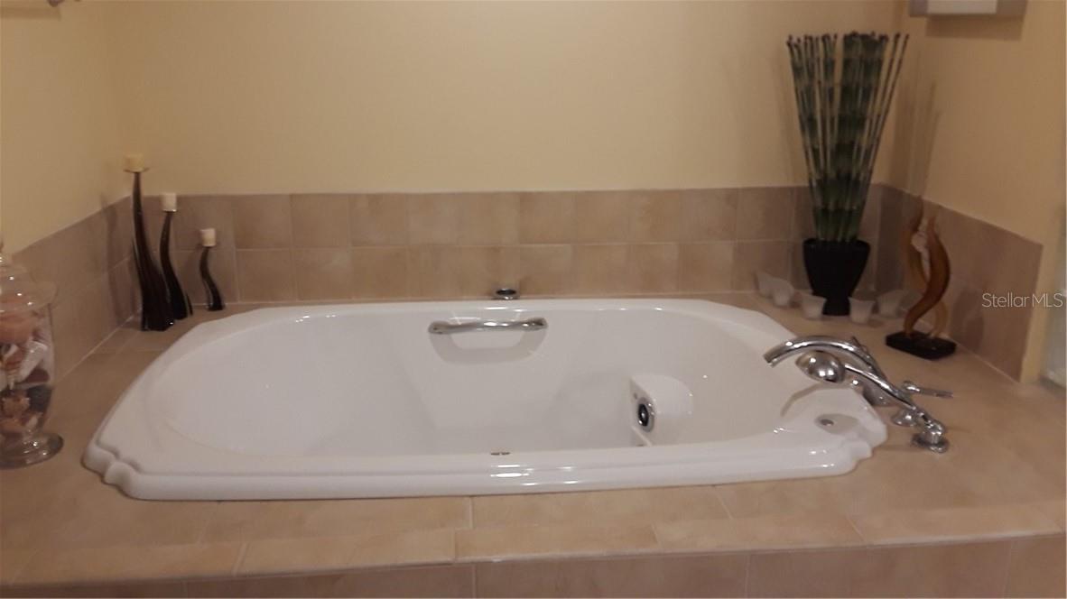 455 LONGBOAT CLUB RD #401 — photo 15
