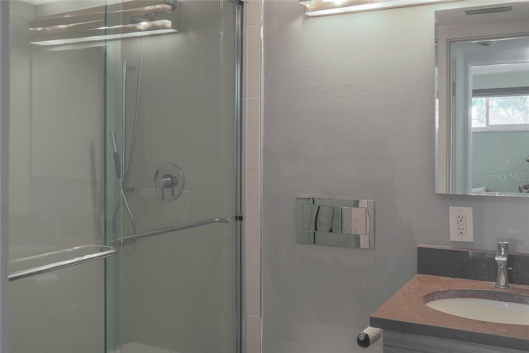 500 S WASHINGTON DR #16A — photo 13