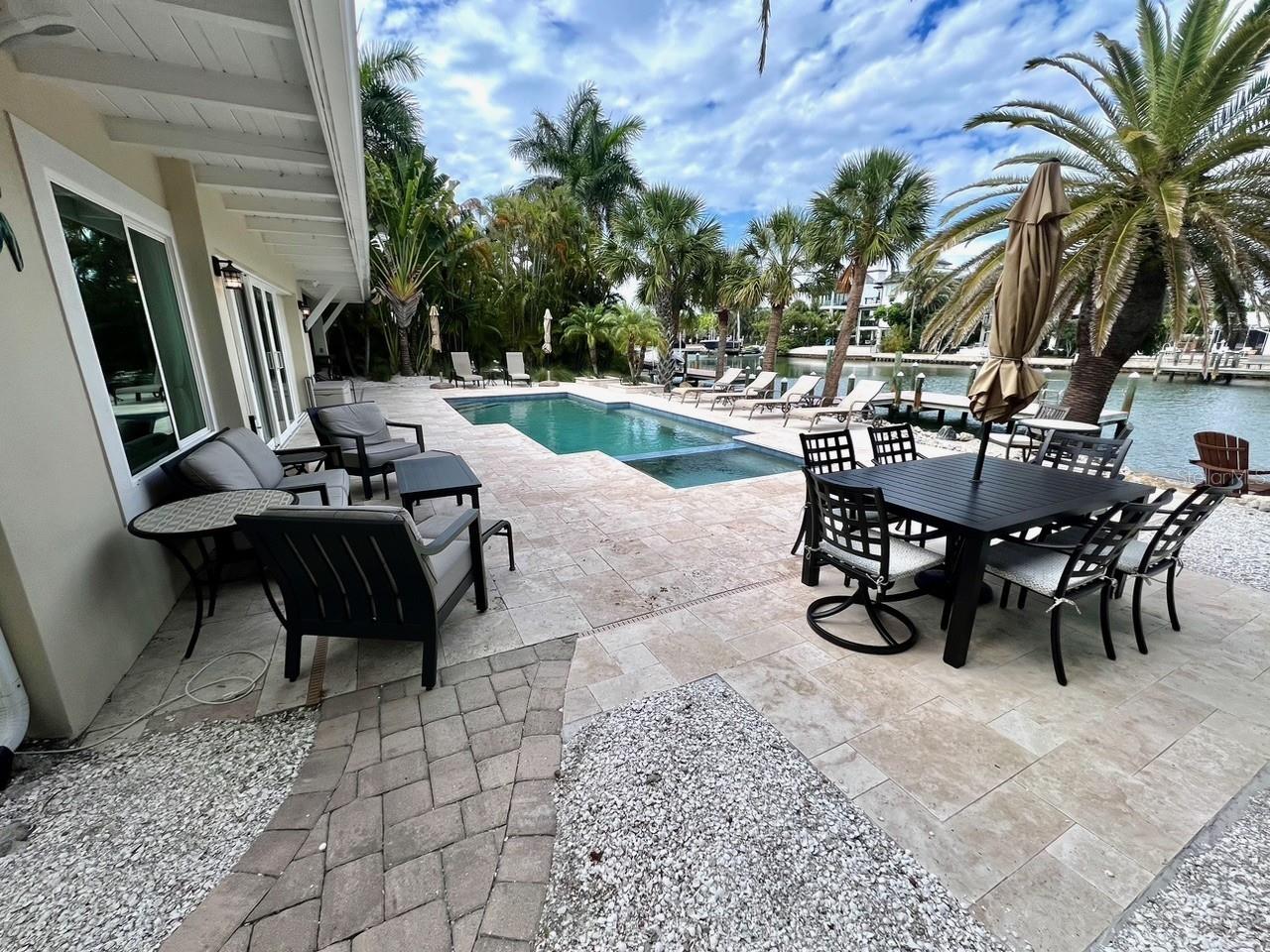 39 S POLK DR — photo 100