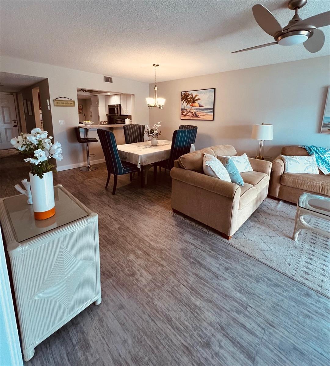 9300 CLUBSIDE CIR #1109 — photo 14