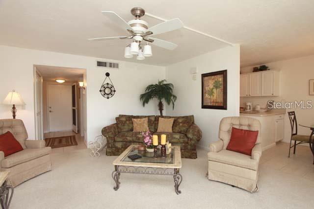 7153 W COUNTRY CLUB DR N #146 — photo 3