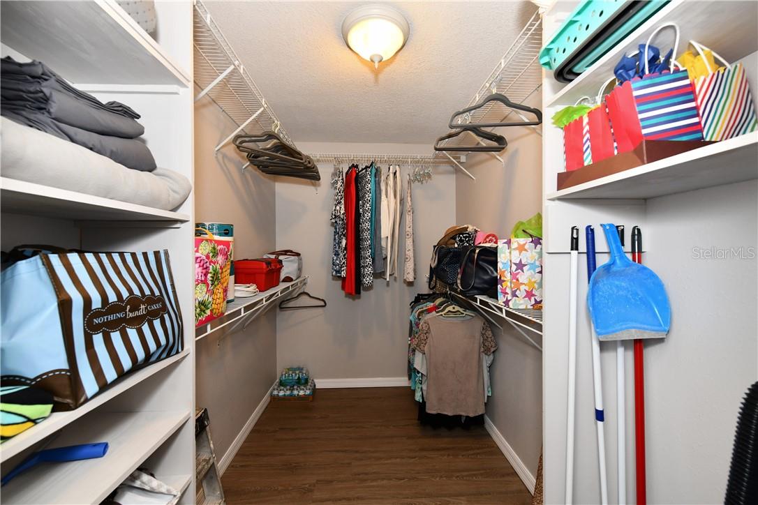 800 BENJAMIN FRANKLIN DR #403 — photo 22