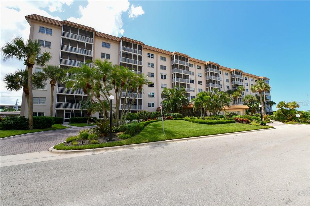 800 BENJAMIN FRANKLIN DR #403 — photo 5