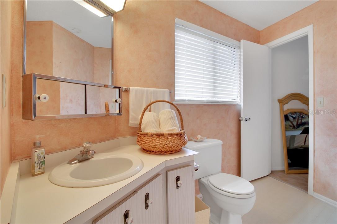 8335 MANASOTA KEY RD — photo 11