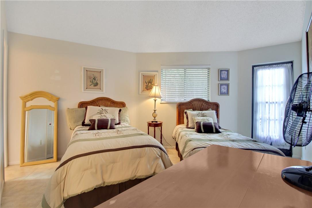 8335 MANASOTA KEY RD — photo 14