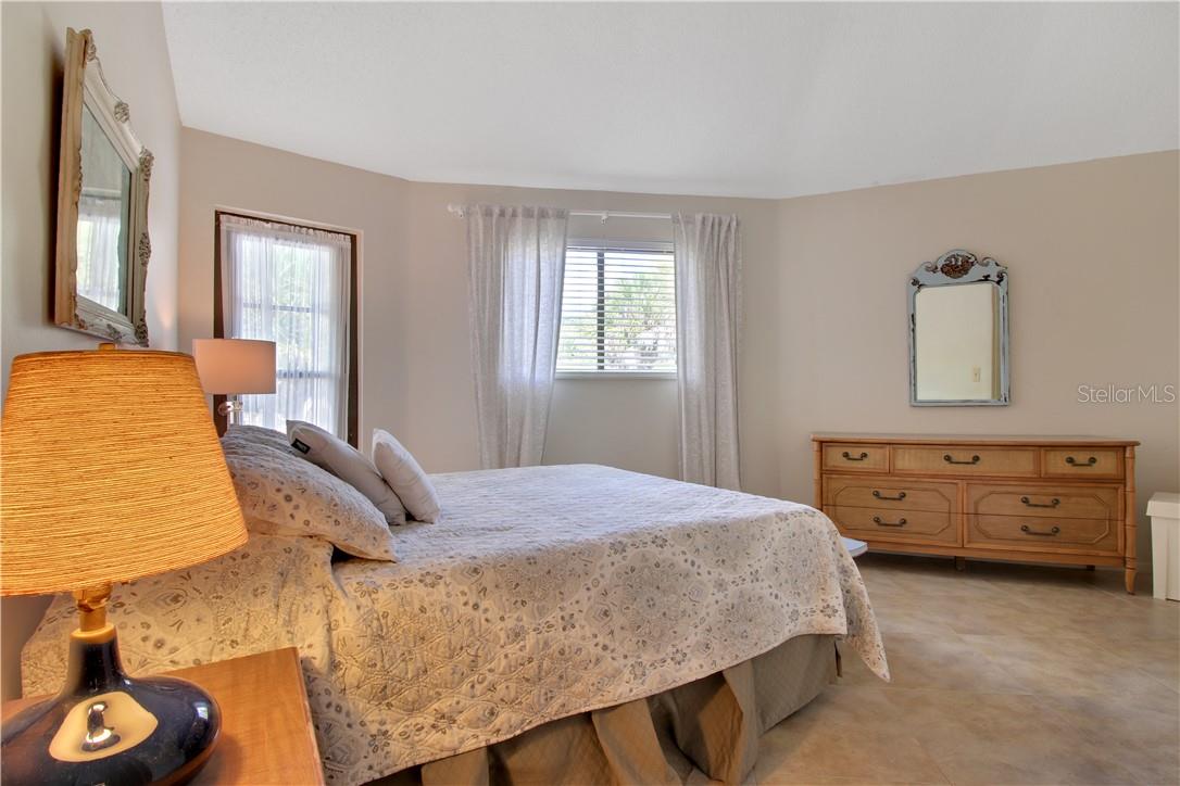 8335 MANASOTA KEY RD — photo 15