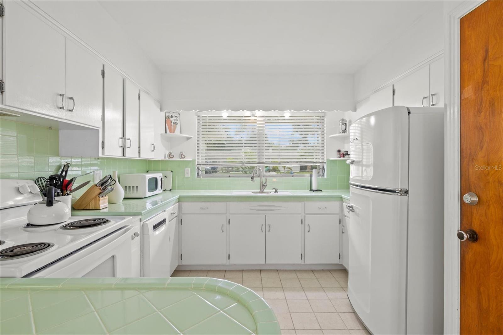 2473 DAVIS BLVD — photo 17