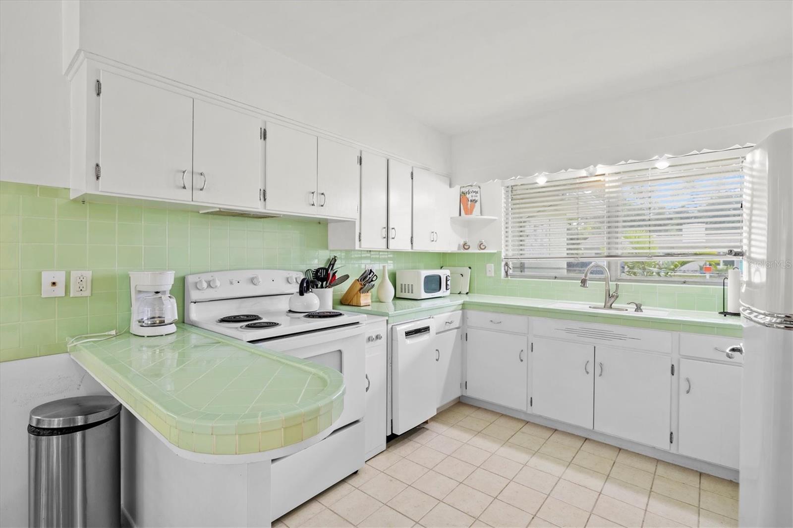 2473 DAVIS BLVD — photo 18