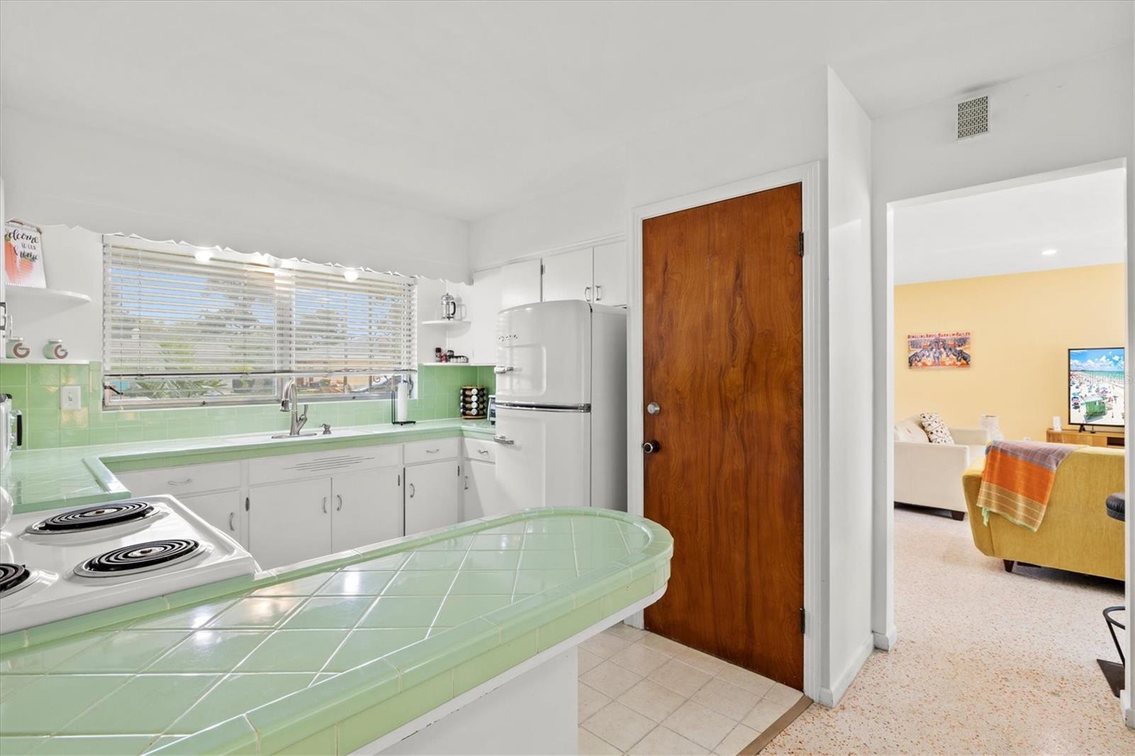 2473 DAVIS BLVD — photo 16