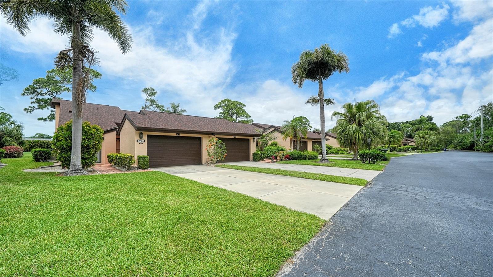 6281 TIMBERLAKE DR #H6 — photo 2