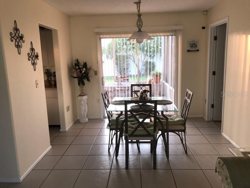 Home in BRADENTON — photo 9