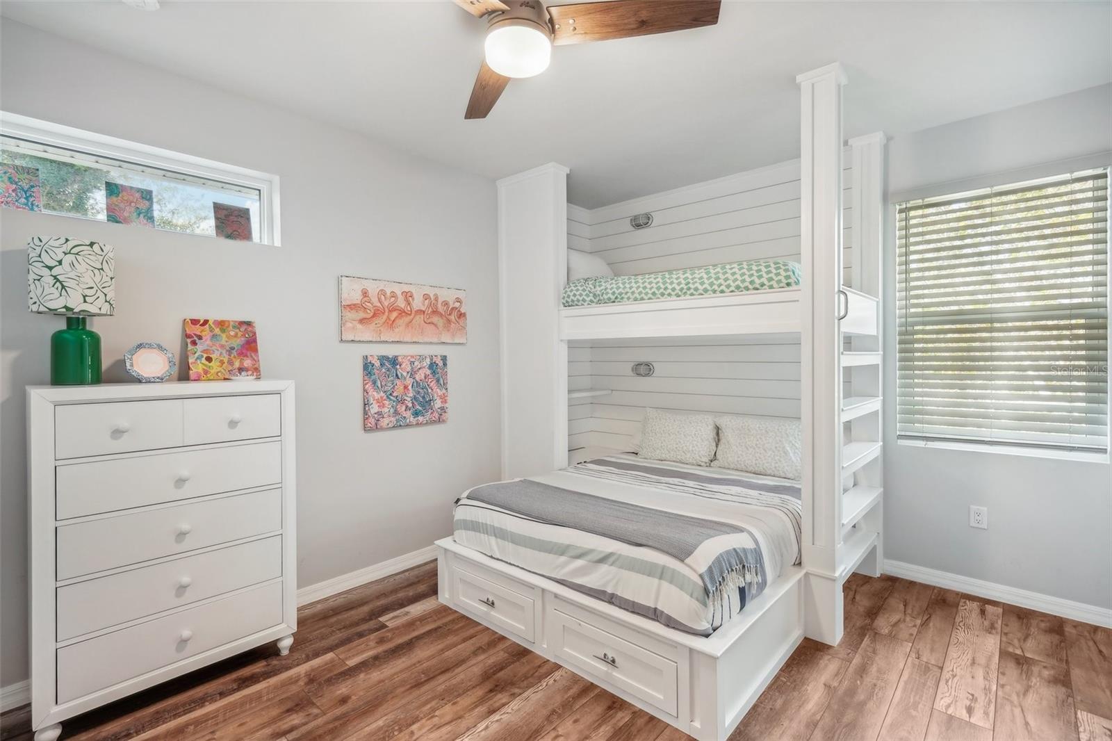 501 CHANNEL LN — photo 26