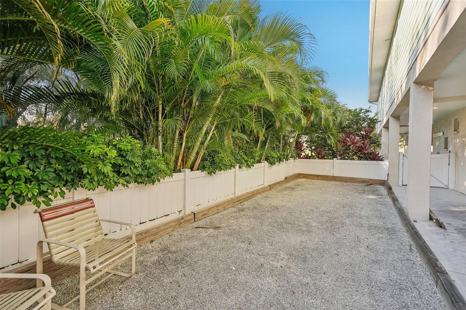 501 CHANNEL LN — photo 35